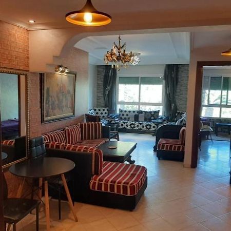Stay Here, Nice Apartment With Garden View In Center, 1 Min Walk From Beach El Yadida Exterior foto