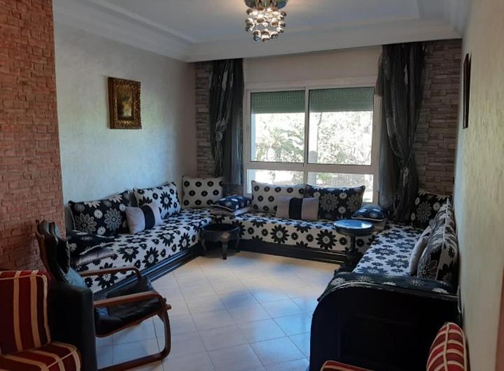 Stay Here, Nice Apartment With Garden View In Center, 1 Min Walk From Beach El Yadida Exterior foto